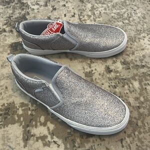 Vans missy size 6 slip on sneakers